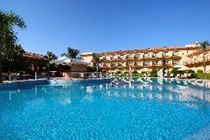 Portblue La Quinta Hotel And Spa Menorca Island Bagian luar foto
