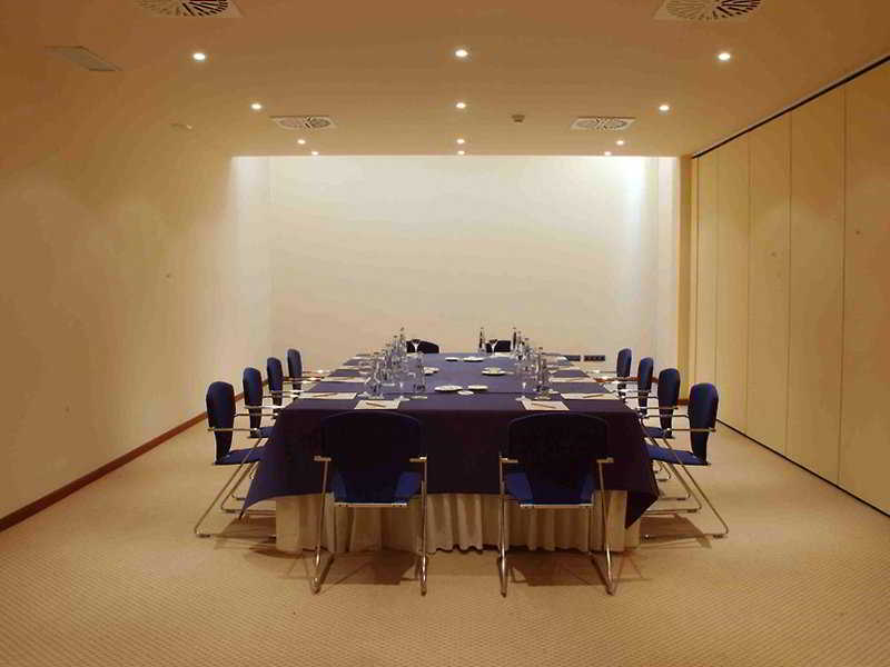 Portblue La Quinta Hotel And Spa Menorca Island Bagian luar foto